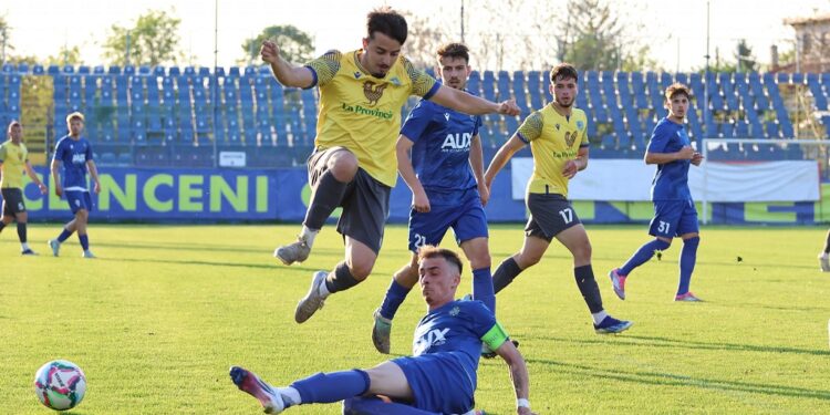 Spectacol între primele clasate în play-out. Șase goluri în Curtișoara- ACS LPS HD Clinceni