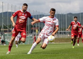 Duș rece în Covasna. CS Tunari a cedat la scor în testul cu Sepsi