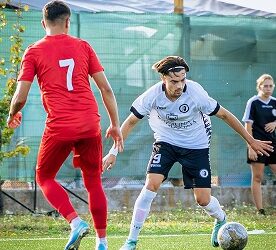 Liga a III-a, Etapa a IV-a. Bătaie la primele locuri