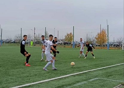 Victorie și duminica. CSL Ștefăneștii de Jos ține aproape de lider