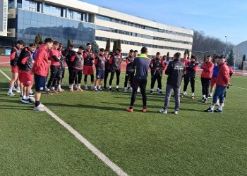 Precauție la Popești Leordeni. Debut pe sintetic