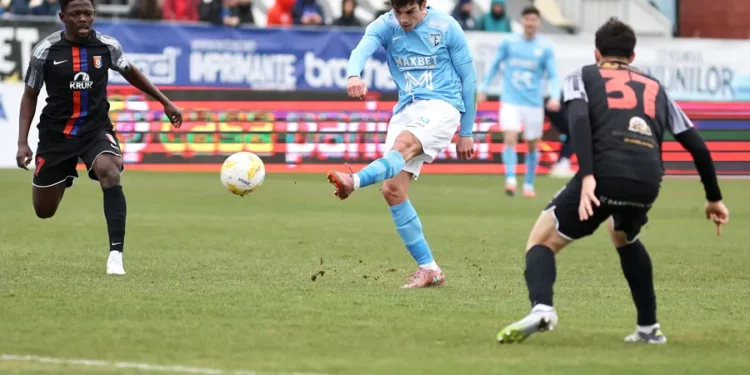 Rolul satelitului. Vencu urcă la prima echipă și marchează